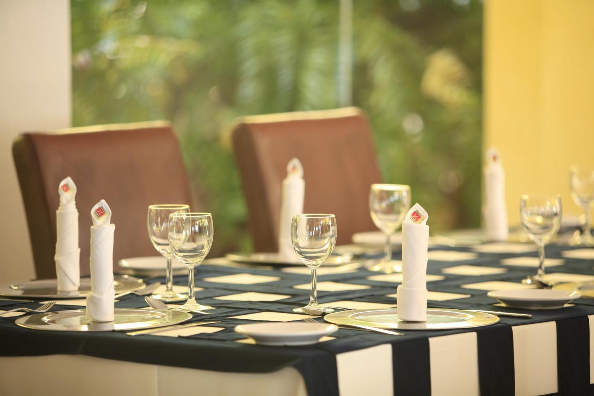 Real De Chapala Hotel Ахихик Екстериор снимка